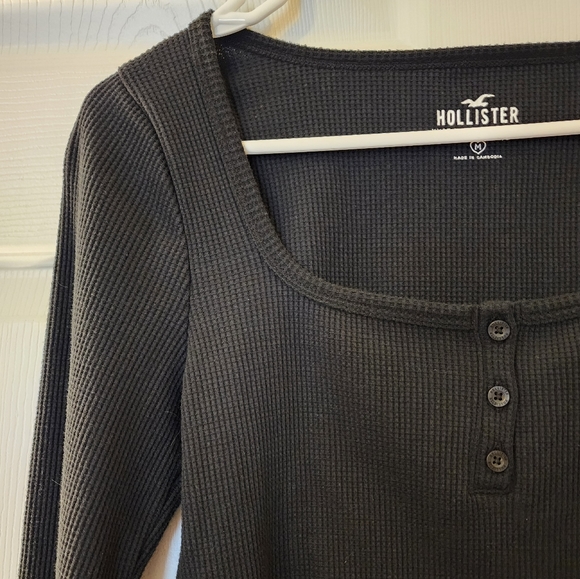 Hollister Waffle Henley - Picture 3 of 4